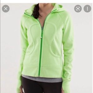 New with tags lululemon scuba hoodie